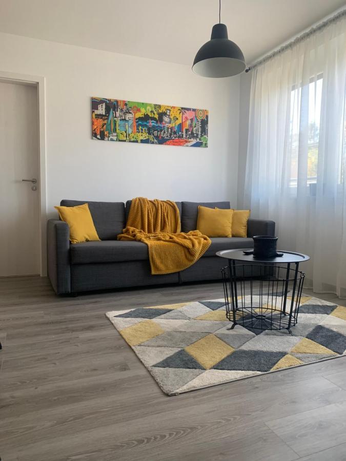 Gödöllő New Home Guest House מראה חיצוני תמונה